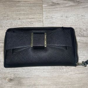 Black BETSY JOHNSON Wrist wallet